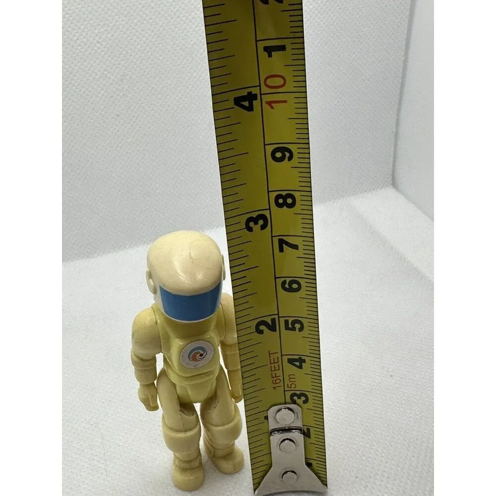 Construx Astronaut 3